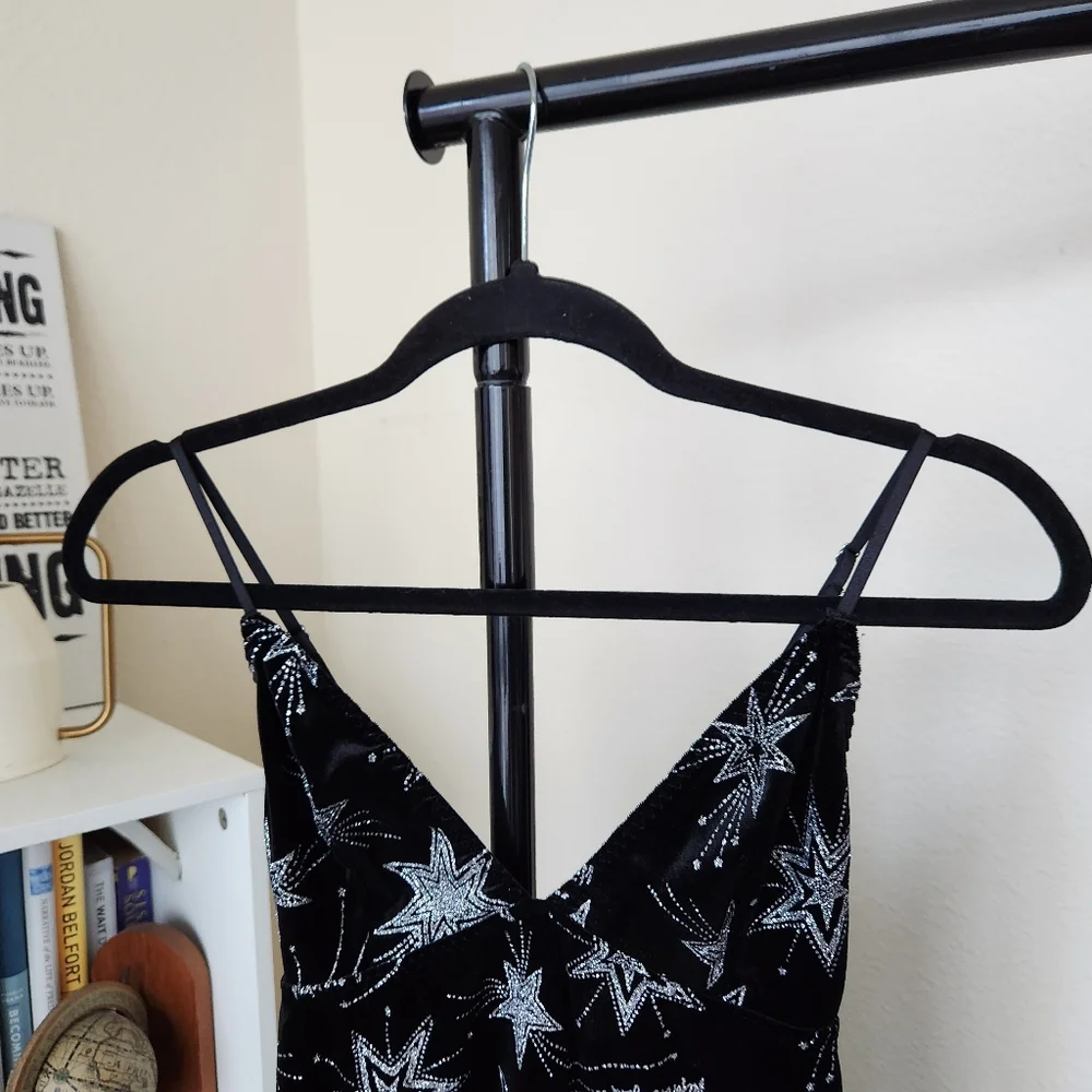 Victoria's Secret Shooting Star Velvet and Metallic Glitter Babydoll Nightgown - Picture 4 of 6